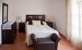 Гостиница Casa Rural Marchena  Наваермоса